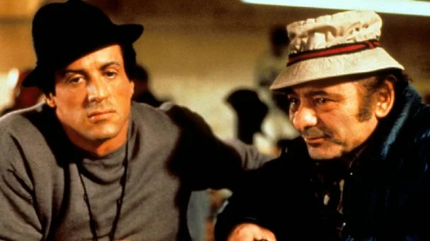 Sylvester Stallone despidió a Burt Young, su cuñado en las películas de "Rocky": "Para mi querido amigo"